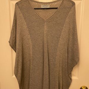 Short sleeve sweater